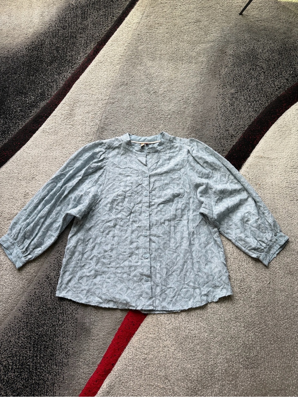 Pilcro Anthropologie Blue Scalloped Textured Long Sleeve Blouse